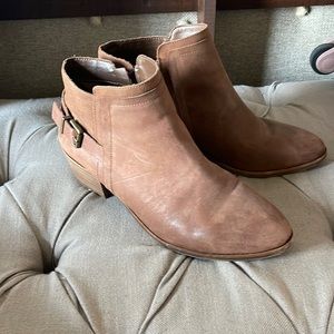 Gianni bini ankle boots worn Once!!